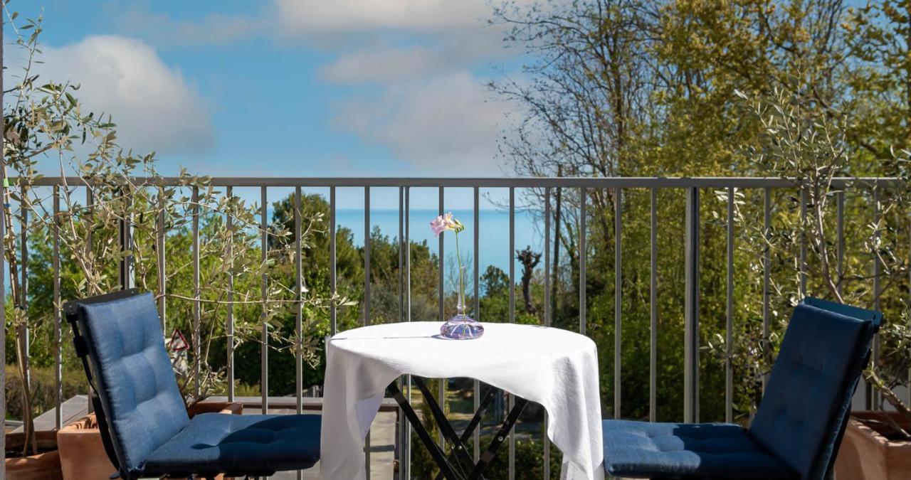 Fiorenzuola Bed & Breakfast Fiorenzuola di Focara Экстерьер фото